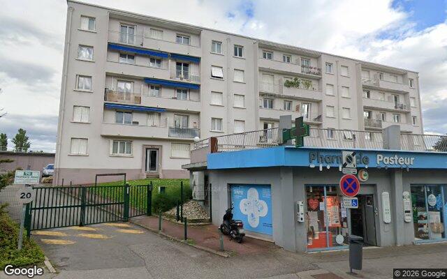 Façade : 76 rue Pasteur, Caluire-et-Cuire